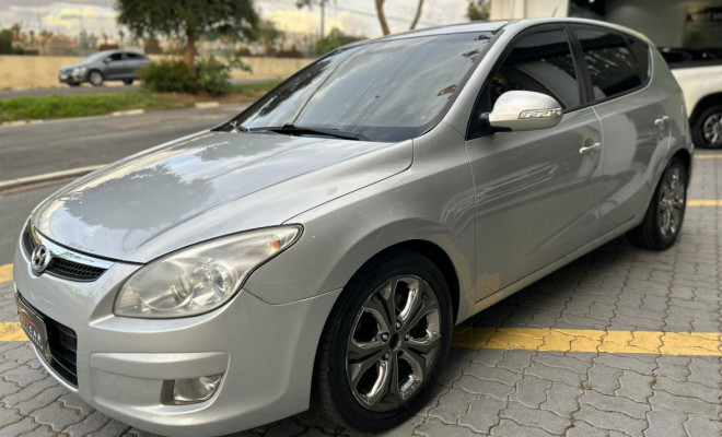 Hyundai i30 2.0 16V 145cv 5p Aut. 2010 Gasolina-4