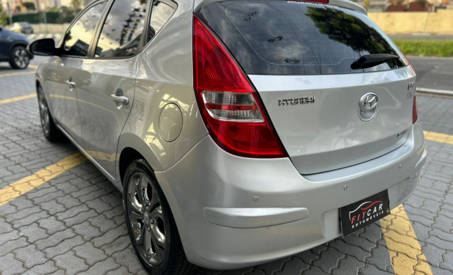 Hyundai i30 2.0 16V 145cv 5p Aut. 2010 Gasolina-3