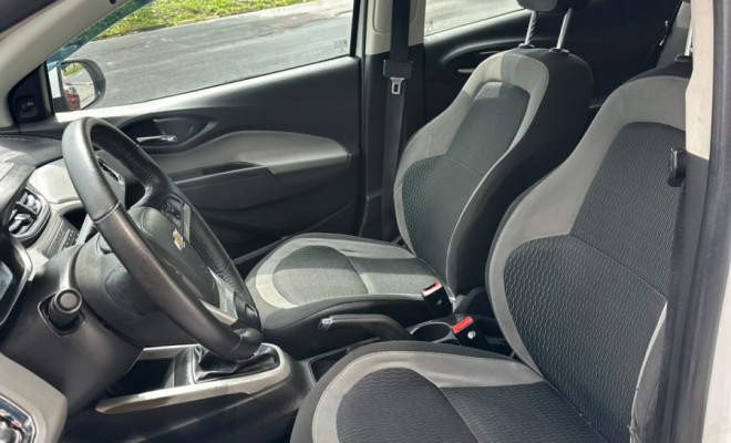 GM - Chevrolet ONIX HATCH LT 1.0 8V FlexPower 5p Mec. 2019 Flex-5