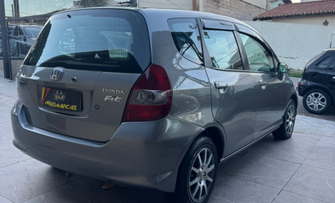 Honda Fit LX 1.4/ 1.4 Flex 8V/16V 5p Mec. 2004 Flex-4