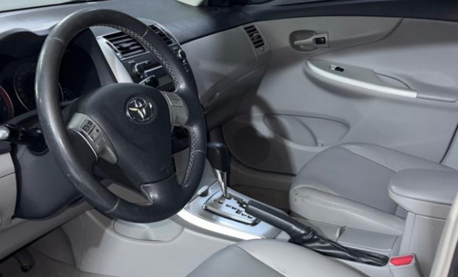 Toyota Corolla GLi 1.8 Flex 16V  Aut. 2014 Flex-1