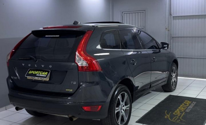 Volvo XC 60 2.0 T5  5p 2012 Gasolina-10