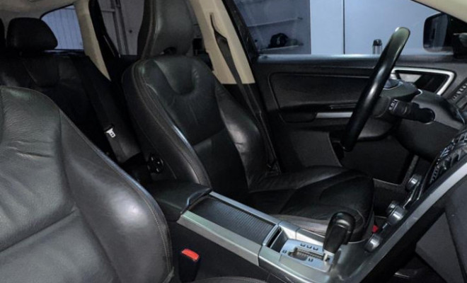 Volvo XC 60 2.0 T5  5p 2012 Gasolina-5