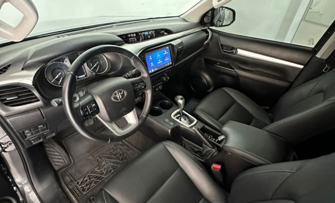 Toyota Hilux CD SRV 4x4 2.8 TDI Diesel Aut. 2024-1