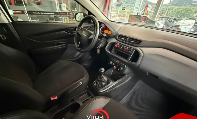 GM - Chevrolet JOY Hatch 1.0 8V Black Edition Flex Mec. 2021 Flex-4