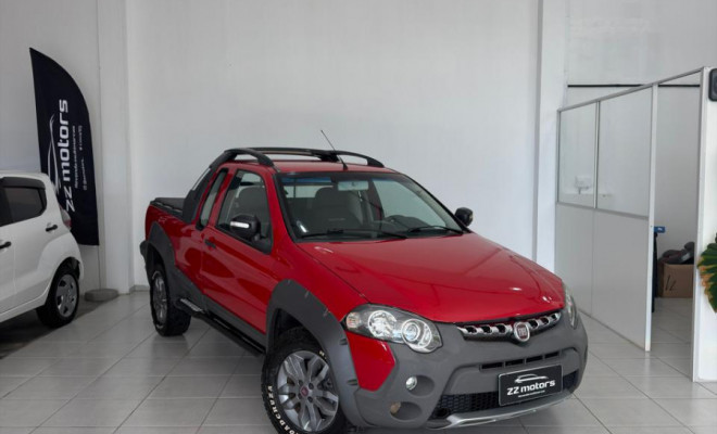 Fiat Strada Adventure 1.8 Flex CE 2013-0