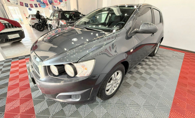 GM - Chevrolet SONIC HB LT 1.6 16V FlexPower 5p Mec. 2013 Flex-1