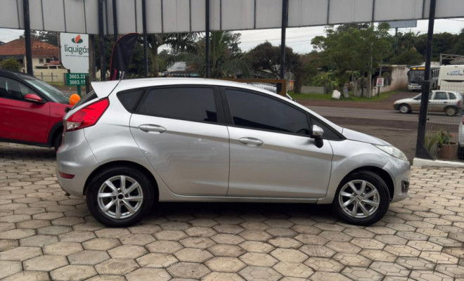 Ford Fiesta 1.6 16V Flex Aut. 5p 2014 Flex-1