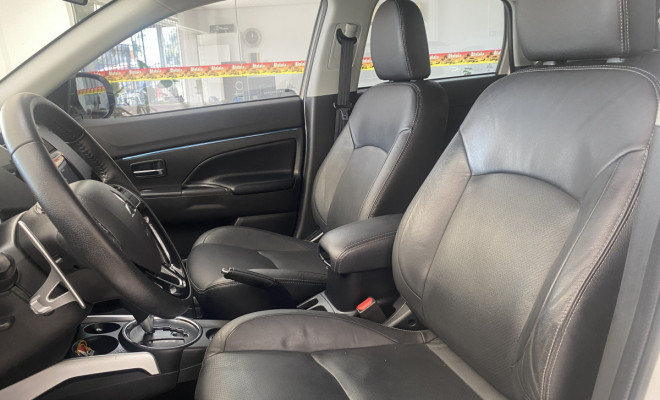 Mitsubishi OUTLANDER Sport HPE 4x4 Aut 2022-8