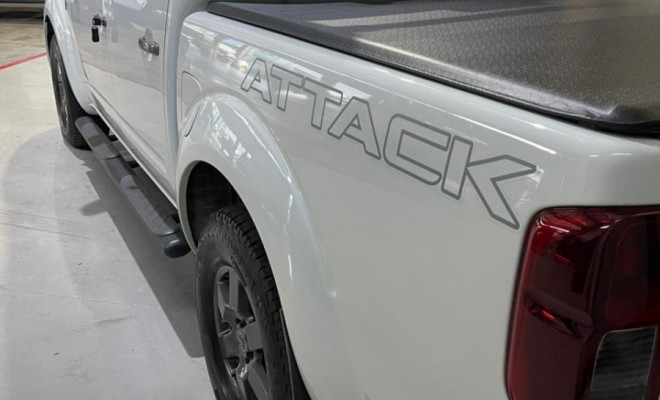 Nissan Frontier SV AT.CD 4x4 2.5 TB Diesel Mec. 2013 Diesel-0
