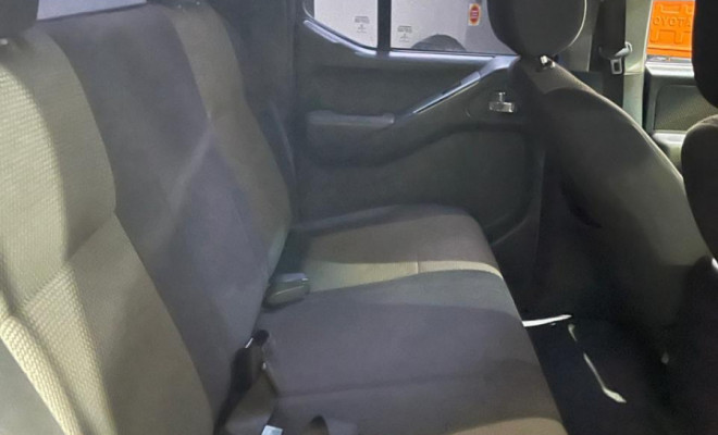 Nissan Frontier SV AT.CD 4x4 2.5 TB Diesel Mec. 2013 Diesel-6