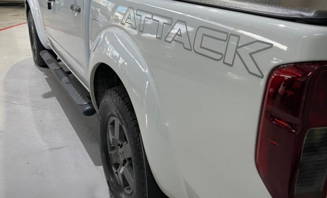 Nissan Frontier SV AT.CD 4x4 2.5 TB Diesel Mec. 2013 Diesel-4