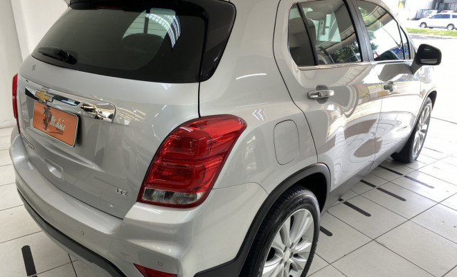 GM - TRACKER LTZ 1.4 C/ Teto Aut 2017-4