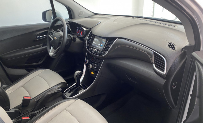 GM - TRACKER LTZ 1.4 C/ Teto Aut 2017-7
