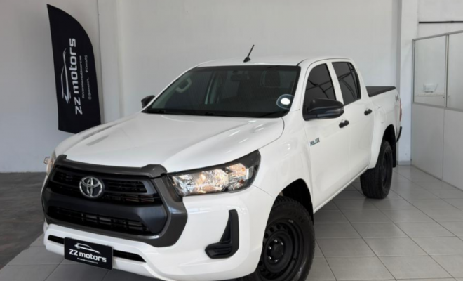Toyota Hilux CD 4x4 2.8 Diesel Mec. 2023