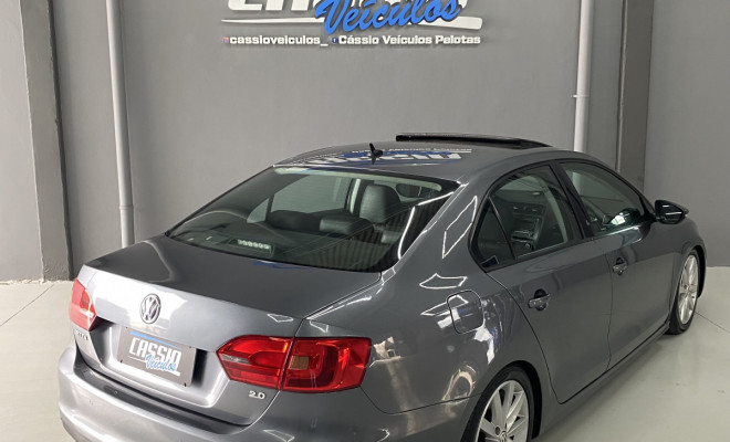 VW - VolksWagen JETTA Comfortline 2.0 T.Flex 8V 4p Tipt. 2012 Flex-0