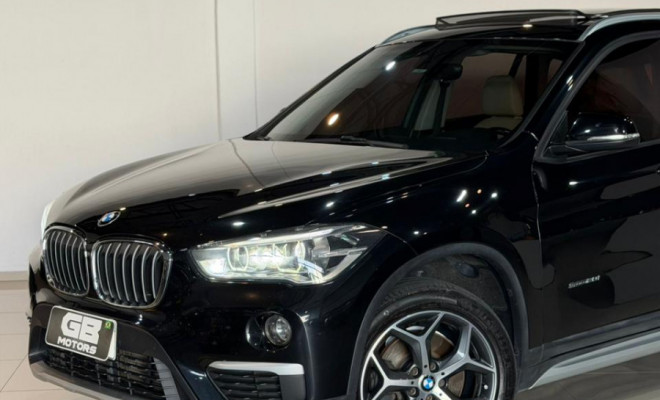 BMW X1 SDRIVE 20i X-Line 2.0 TB Active Flex 2015 Flex-12