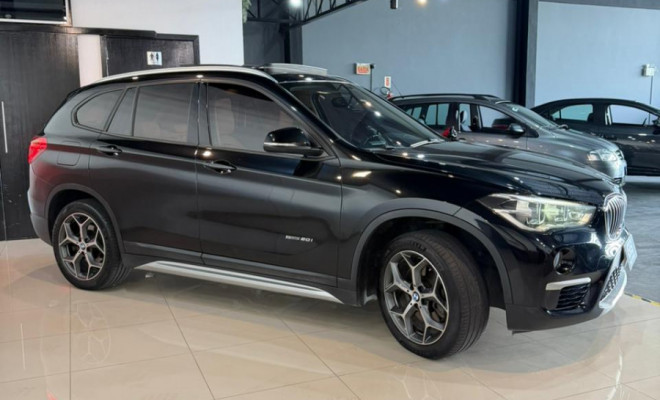 BMW X1 SDRIVE 20i X-Line 2.0 TB Active Flex 2015 Flex-1