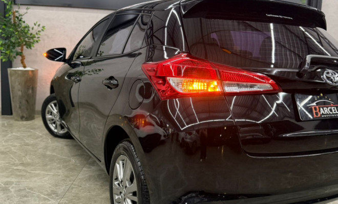 Toyota YARIS XL Plus Con. 1.5 Flex 16V 5p Aut. 2022 Flex-13