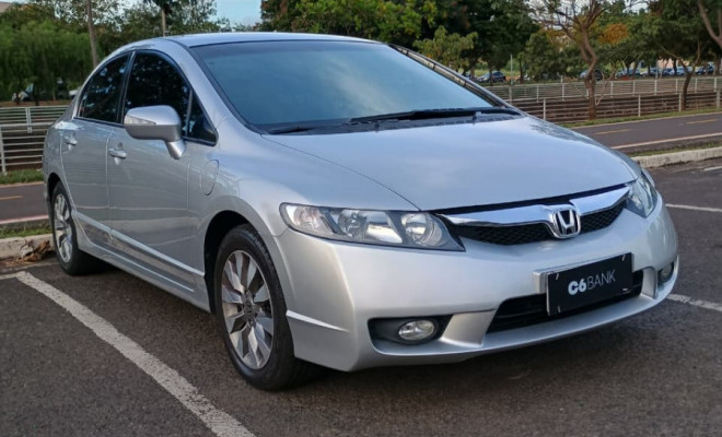 Honda Civic Sed. LXL/LXL SE 1.8 Flex 16V Mec. 2011 Flex-1