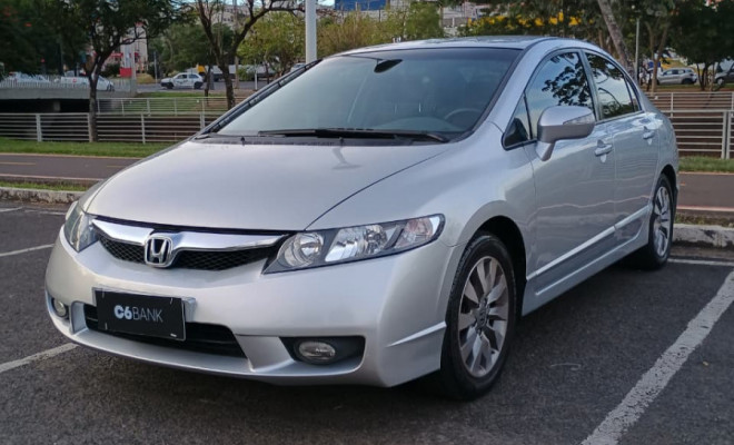 Honda Civic Sed. LXL/LXL SE 1.8 Flex 16V Mec. 2011 Flex