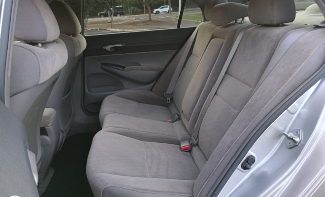 Honda Civic Sed. LXL/LXL SE 1.8 Flex 16V Mec. 2011 Flex-5