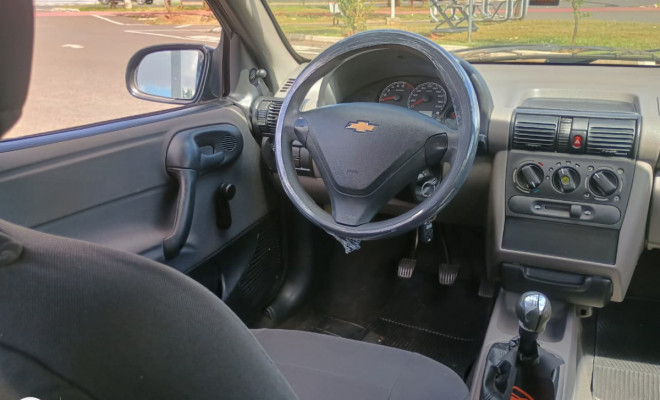 GM - Chevrolet Classic Life/LS 1.0 VHC FlexP. 4p 2014 Flex-6