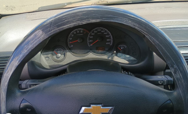 GM - Chevrolet Classic Life/LS 1.0 VHC FlexP. 4p 2014 Flex-10