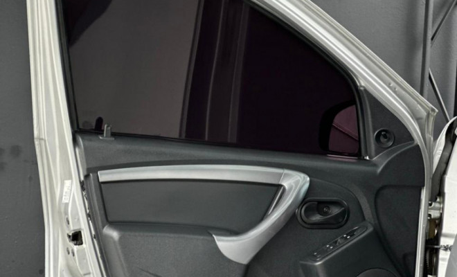 Renault DUSTER OUTDOOR 1.6 Hi-Flex 16V Mec. 2015 Flex-9