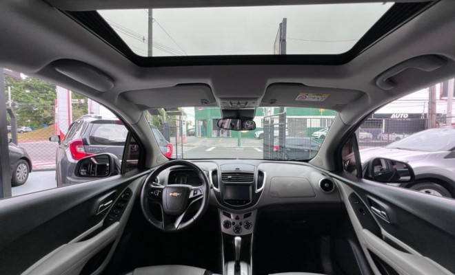 GM - Chevrolet TRACKER LTZ 1.8 16V Flex 4x2 Aut. 2015 Flex-4