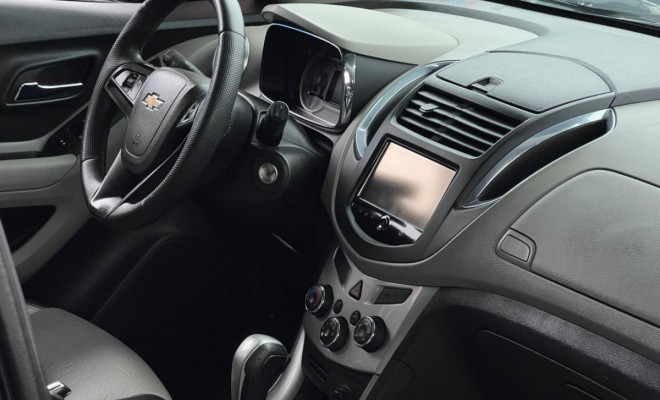 GM - Chevrolet TRACKER LTZ 1.8 16V Flex 4x2 Aut. 2015 Flex-6