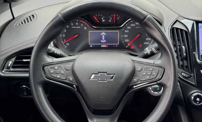CRUZE SPORT RS 1.4 TURBO AUT. 2023 | ESPORTIVIDADE, ESTILO E TETO SOLAR!-4