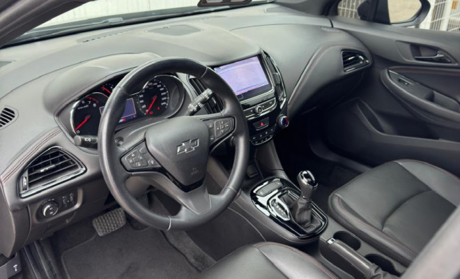 CRUZE SPORT RS 1.4 TURBO AUT. 2023 | ESPORTIVIDADE, ESTILO E TETO SOLAR!-10