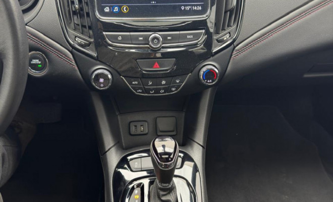 CRUZE SPORT RS 1.4 TURBO AUT. 2023 | ESPORTIVIDADE, ESTILO E TETO SOLAR!-9