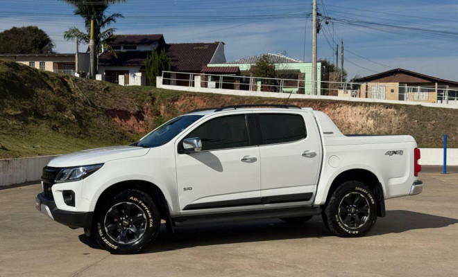 S10 High Country 2.8 4x4 Diesel Aut. 2021 | A picape perfeita para quem exige força, estilo e tecnologia-16