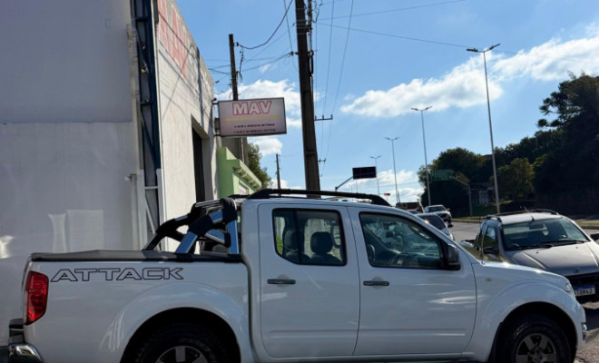 Nissan Frontier S CD 4x4 2.5 TB Diesel 2014 Diesel-5