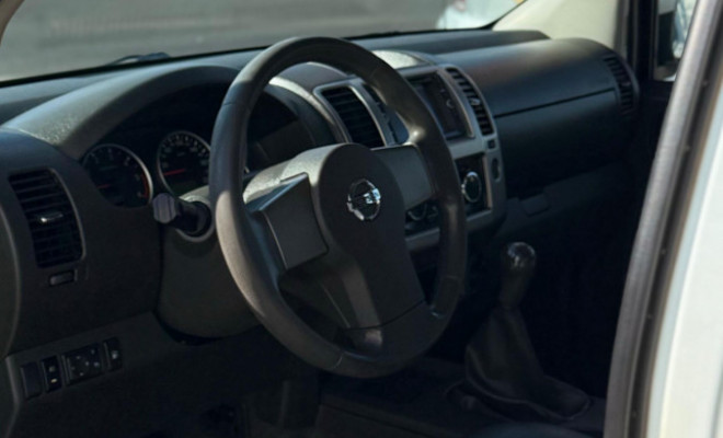 Nissan Frontier S CD 4x4 2.5 TB Diesel 2014 Diesel-7