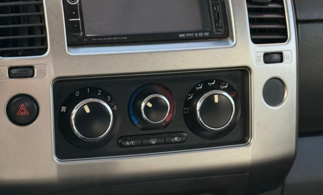 Nissan Frontier S CD 4x4 2.5 TB Diesel 2014 Diesel-10