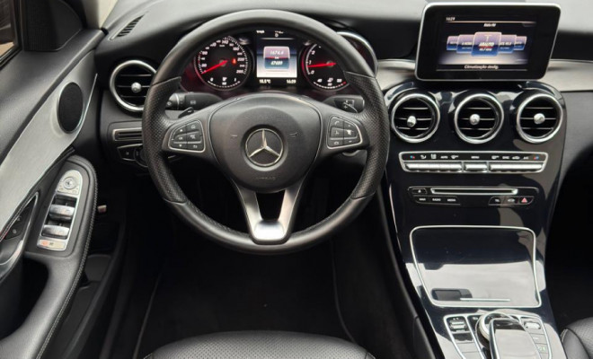 MERCEDES-BENZ C‑180 AVANTGARDE 1.6 AUT. 2015 | ELEGÂNCIA, CONFORTO E BAIXÍSSIMA QUILOMETRAGEM!-13