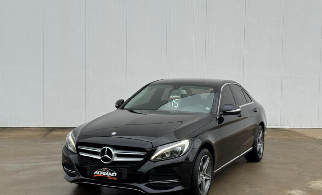 MERCEDES-BENZ C‑180 AVANTGARDE 1.6 AUT. 2015 | ELEGÂNCIA, CONFORTO E BAIXÍSSIMA QUILOMETRAGEM!-18