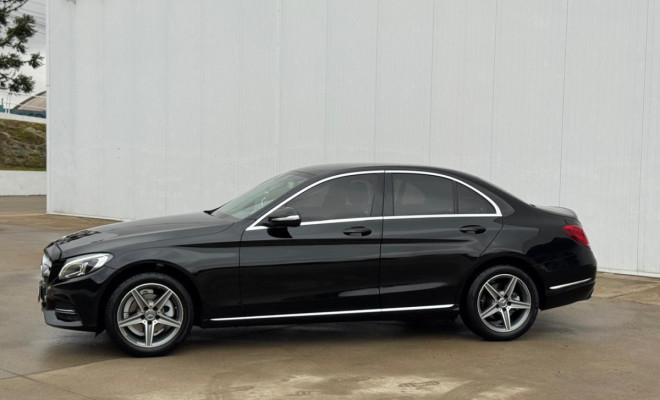 MERCEDES-BENZ C‑180 AVANTGARDE 1.6 AUT. 2015 | ELEGÂNCIA, CONFORTO E BAIXÍSSIMA QUILOMETRAGEM!-19
