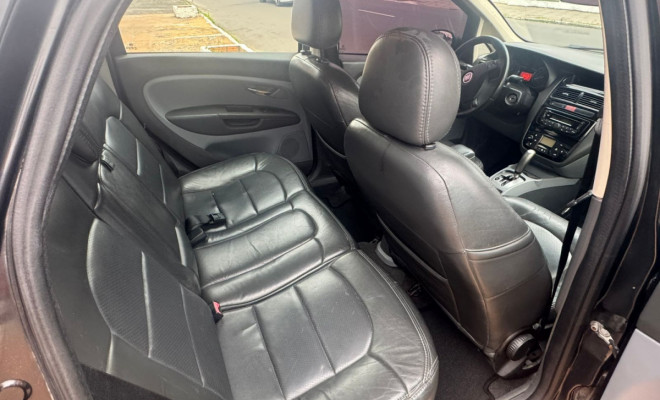 Fiat LINEA T-JET 1.4 16V Turbo 4p 2009 Flex-11
