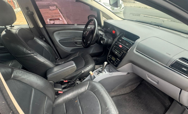 Fiat LINEA T-JET 1.4 16V Turbo 4p 2009 Flex-15