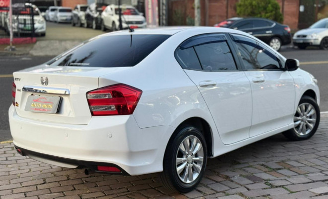 Honda CITY Sedan LX 1.5 Flex 16V 4p Aut. 2013 Flex-4