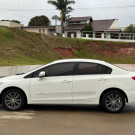 Honda Civic LXR 2.0 Aut. 2014 — Design, Conforto e Confiabilidade!-15