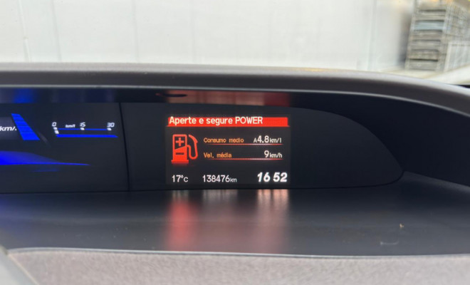 Honda Civic LXR 2.0 Aut. 2014 — Design, Conforto e Confiabilidade!-10