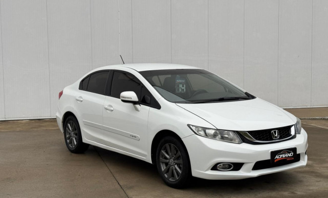 Honda Civic LXR 2.0 Aut. 2014 — Design, Conforto e Confiabilidade!-13