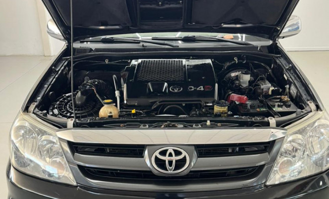 Toyota Hilux SW4 SRV D4-D 4x4 3.0 TDI Dies. Aut 2006 Diesel-11