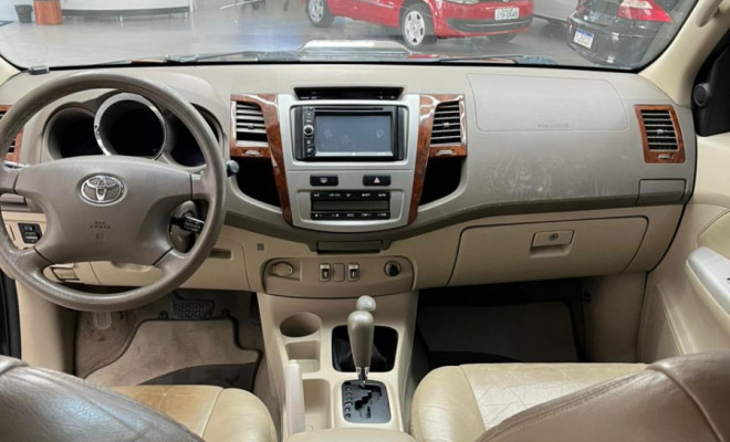 Toyota Hilux SW4 SRV D4-D 4x4 3.0 TDI Dies. Aut 2006 Diesel-7