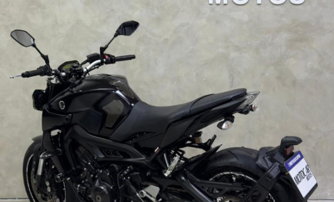 YAMAHA MT-09 850cc/ABS 2022 Gasolina-3